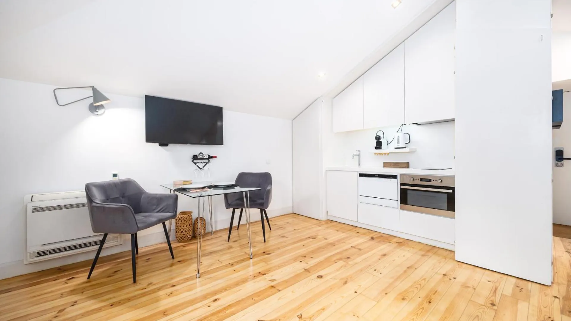 Boutique Apartment In The Heart Of Lisbon ! Lemonn J Portugal